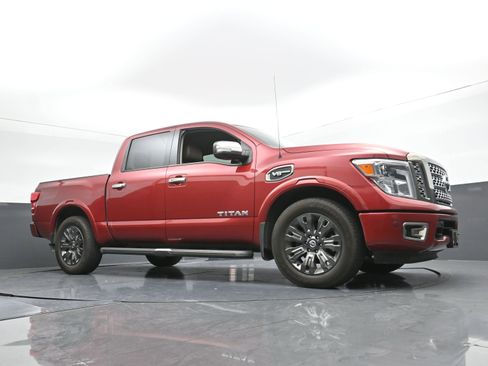 Used 2017 Nissan Titan Platinum Reserve image 22