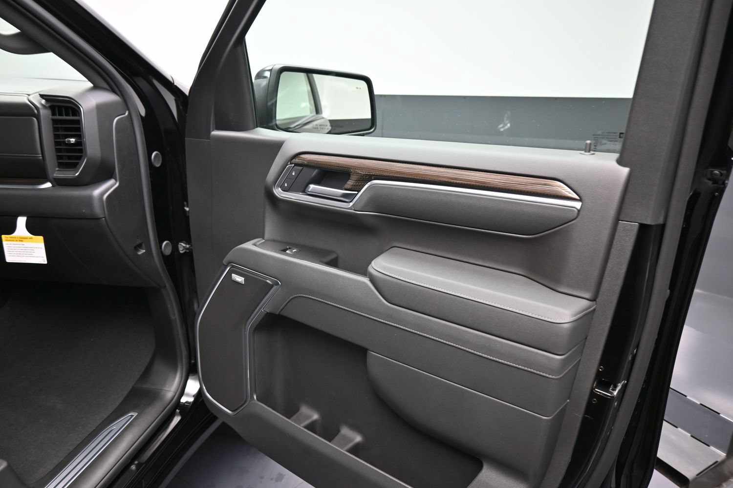 New 2026 Chevrolet Silverado 1500 RST w/ Safety Package AWD/4WD image 23