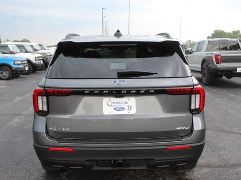 New 2026 Ford Explorer Active AWD/4WD image 5
