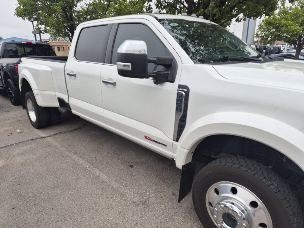 Used 2024 Ford F450 Limited AWD/4WD image 32