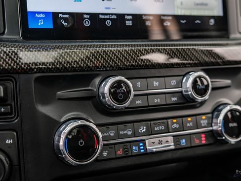 Used 2023 Ford F250 Lariat w/ Lariat Ultimate Package AWD/4WD image 64