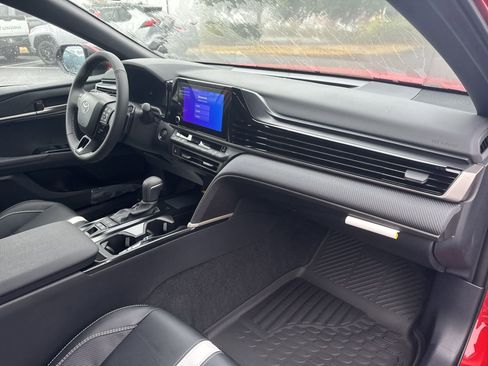 New 2025 Toyota Camry SE w/ Convenience Package FWD image 33