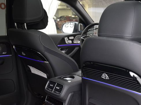 New 2026 Mercedes-Benz Maybach GLS 600 4MATIC image 18