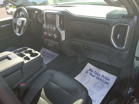 Certified 2021 GMC Sierra 1500 SLT w/ X31 Off-Road Package AWD/4WD image 26