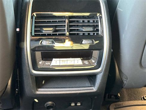 Used 2023 BMW XM w/ M Driver's Package image 15