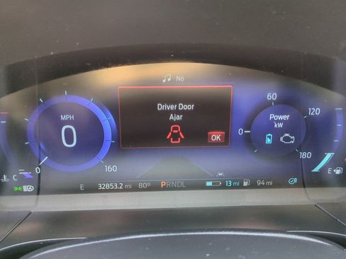 Used 2022 Ford Escape SEL w/ Technology Package FWD image 21