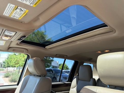 Used 2012 Nissan Pathfinder LE RWD image 29