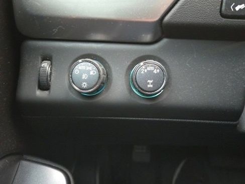 Used 2020 Chevrolet Tahoe Premier image 11