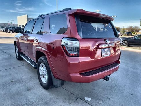 Used 2019 Toyota 4Runner SR5 Premium image 4
