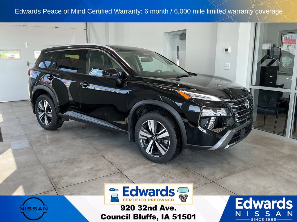 Used 2025 Nissan Rogue SL w/ Tech Package AWD/4WD image 2