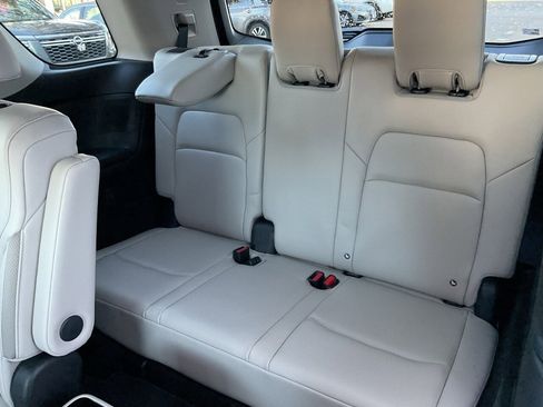 New 2026 Nissan Pathfinder SL image 17