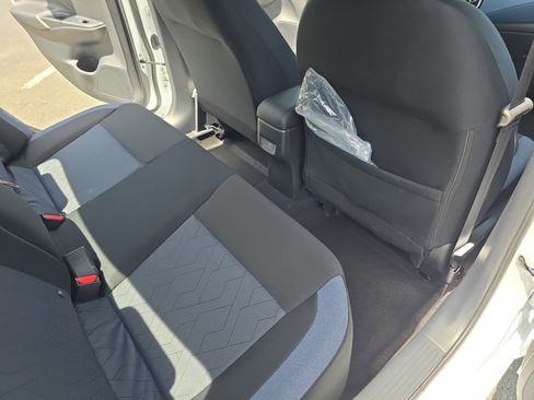 Used 2025 Nissan Versa SV w/ Trunk Package image 11