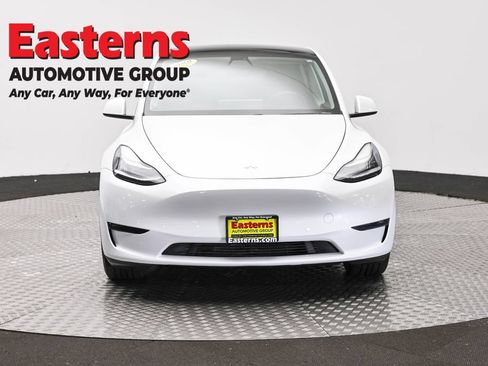 Used 2021 Tesla Model Y Long Range AWD/4WD image 2