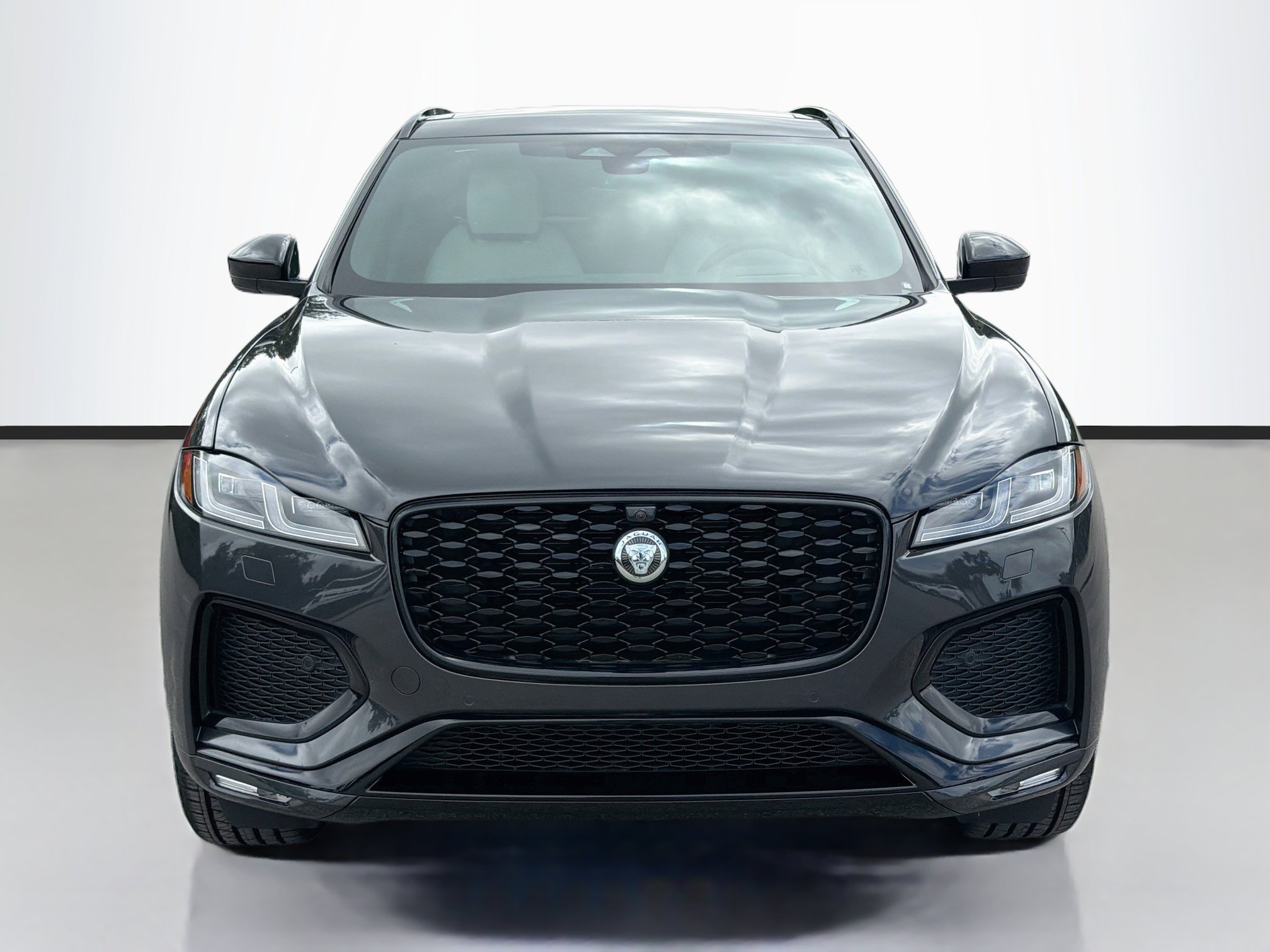 New 2026 Jaguar F-PACE R-Dynamic S AWD/4WD image 8