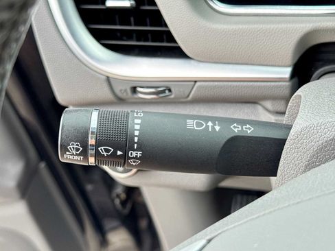 Used 2014 Chevrolet Traverse LTZ AWD/4WD image 25