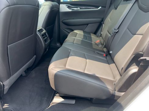 Used 2023 Cadillac XT5 Premium Luxury AWD/4WD image 19