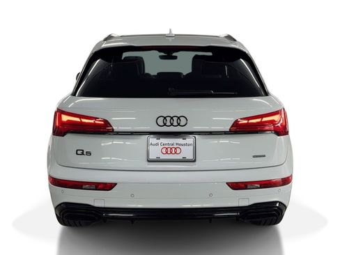 Used 2025 Audi Q5 e Premium Plus image 10