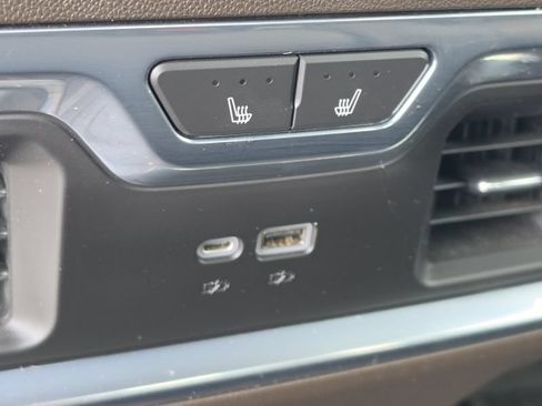 Used 2023 GMC Sierra 1500 Denali AWD/4WD image 13