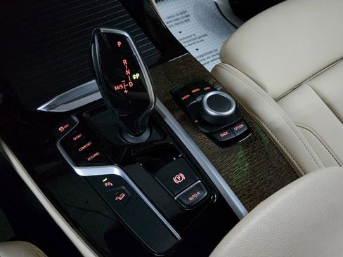 Used 2019 BMW X3 xDrive30i w/ Driving Assistance Package image 40