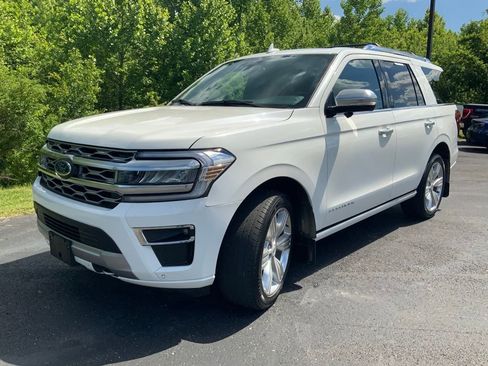 Used 2023 Ford Expedition Platinum AWD/4WD image 5