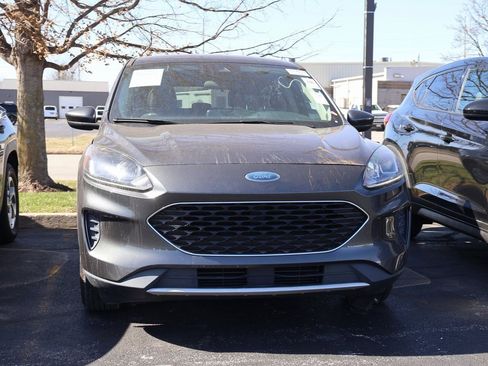 Used 2020 Ford Escape SE image 5