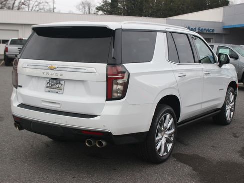 Used 2024 Chevrolet Tahoe High Country image 7