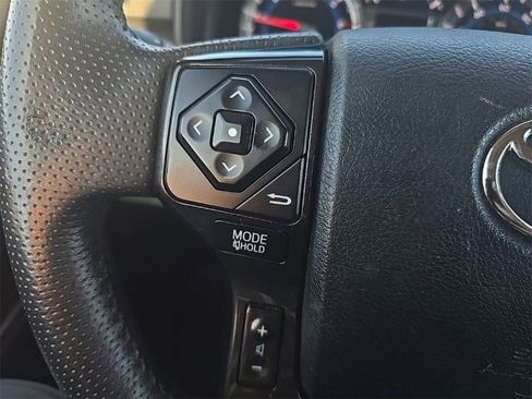 Used 2019 Toyota 4Runner TRD Off-Road Premium image 15