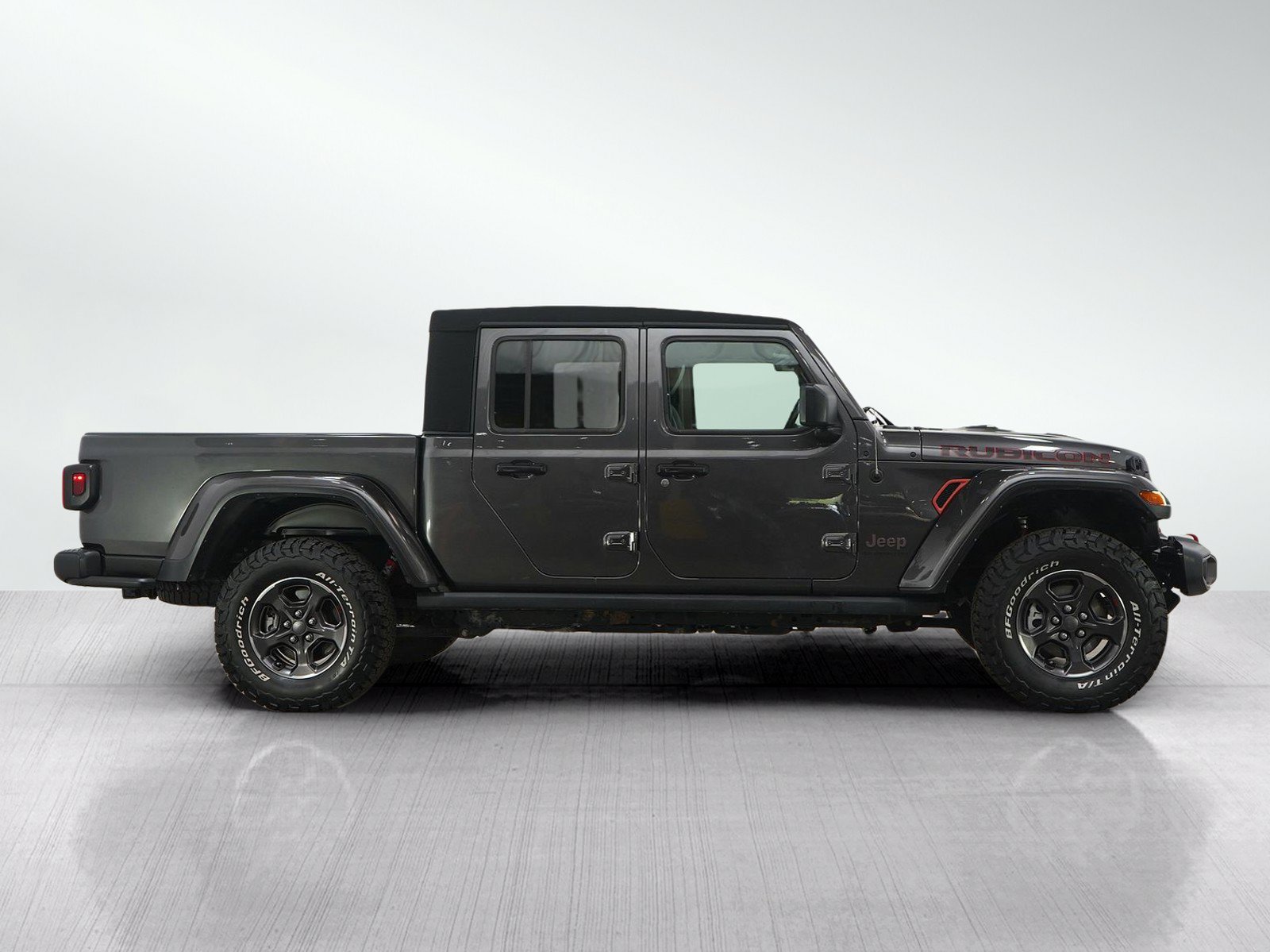 Used 2022 Jeep Gladiator Rubicon w/ Trailer Tow Package AWD/4WD image 7