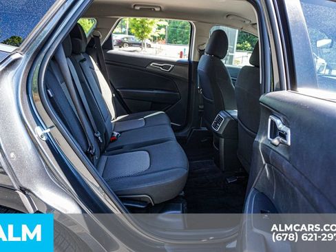 Used 2025 Kia Sportage LX FWD image 21