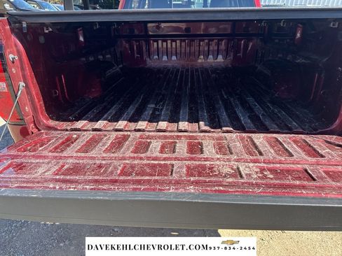 Used 2017 Chevrolet Silverado 1500 LT w/ LT Plus Package image 28