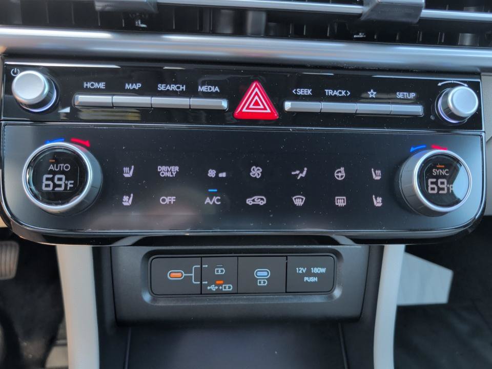 New 2026 Hyundai Tucson Limited AWD/4WD image 18