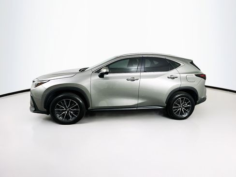 Used 2025 Lexus NX 250 FWD w/ Premium Package image 4
