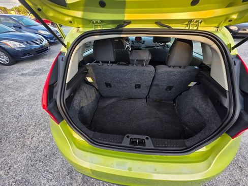 Used 2013 Ford Fiesta SE image 16