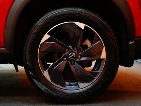 Certified 2024 Nissan Rogue SV w/ SV Premium Package AWD/4WD image 79