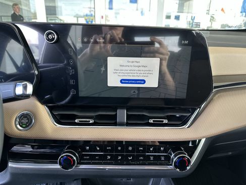 New 2026 Chevrolet Equinox ACTIV w/ Convenience Package III FWD image 14
