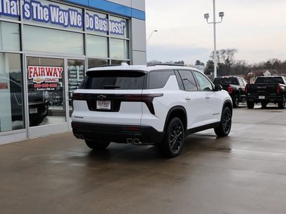New 2026 Chevrolet Traverse LT w/ Midnight/Sport Edition