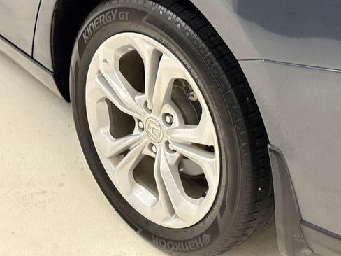 Used 2024 Honda Accord LX image 10