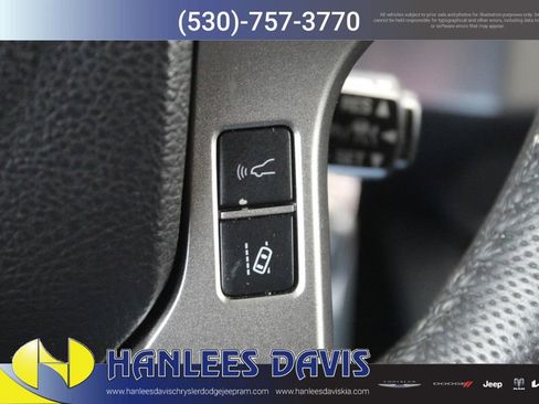 Used 2022 Toyota Tacoma SR5 RWD image 30