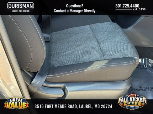 Used 2025 Nissan Rogue SV AWD/4WD image 11