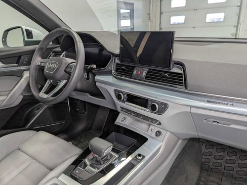 Used 2024 Audi Q5 2.0T Premium Plus AWD/4WD image 43