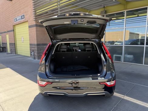 Used 2025 Kia Niro Wind FWD image 37
