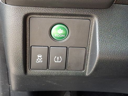 Used 2021 Honda HR-V LX image 25