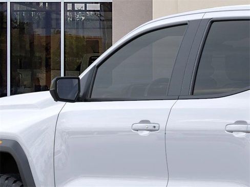 New 2025 GMC Canyon Elevation w/ Convenience Package image 12