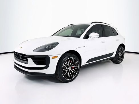 New 2026 Porsche Macan S image 1