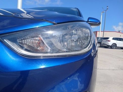Used 2022 Hyundai Accent SE FWD image 4