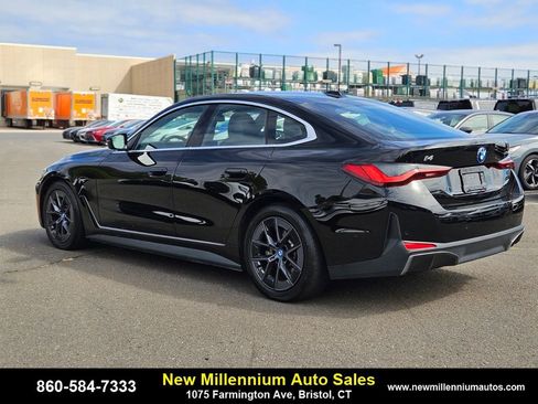 Used 2024 BMW i4 xDrive40i image 3