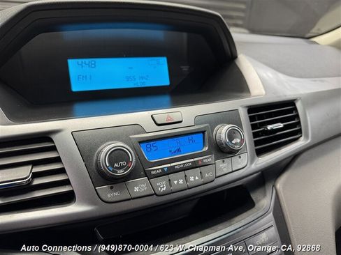 Used 2011 Honda Odyssey EX image 18