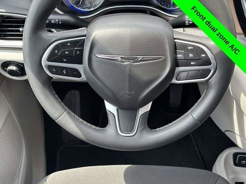 Used 2023 Chrysler Voyager LX FWD image 29