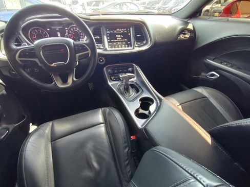 Used 2015 Dodge Challenger SXT Plus w/ Driver Convenience Group RWD image 34