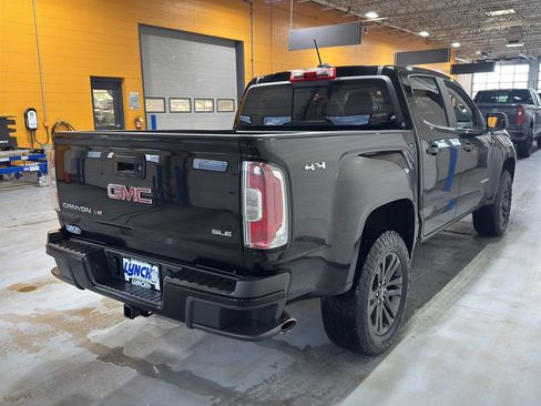 Used 2018 GMC Canyon SLE w/ Nightfall Edition image 5